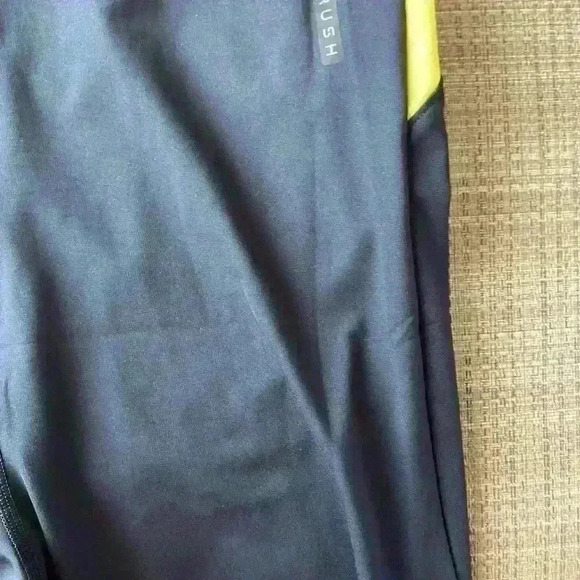 Under Armour Rush HeatGear 80’s Pack Short Gorpcore Athleisure Bodysuit Size M - Picture 8 of 9